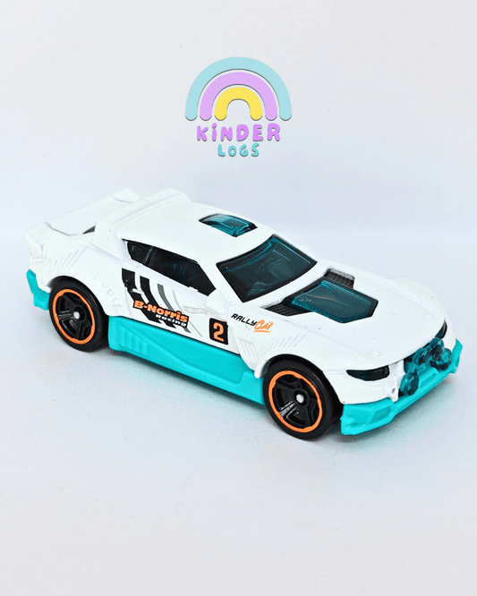 Hot Wheels Rally Cat - White (Uncarded - New) - Kinder Logs