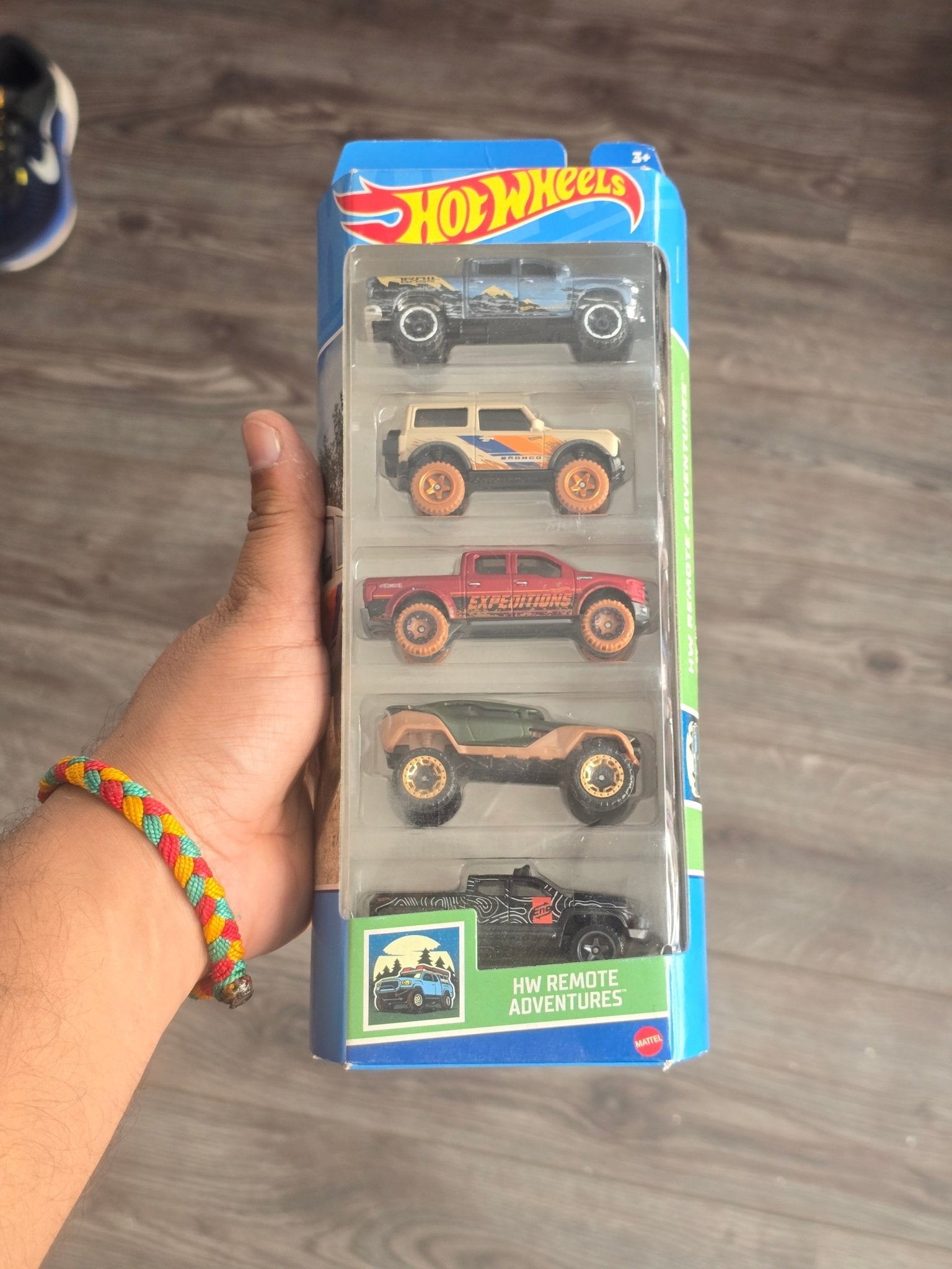 Hot Wheels Remote Adventures 5 Cars Pack (2023 Set) - Kinder Logs