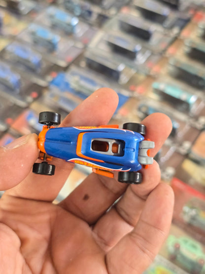 Hot Wheels Rip Rod Racing Car - Netflix Series (Uncarded) - Kinder Logs