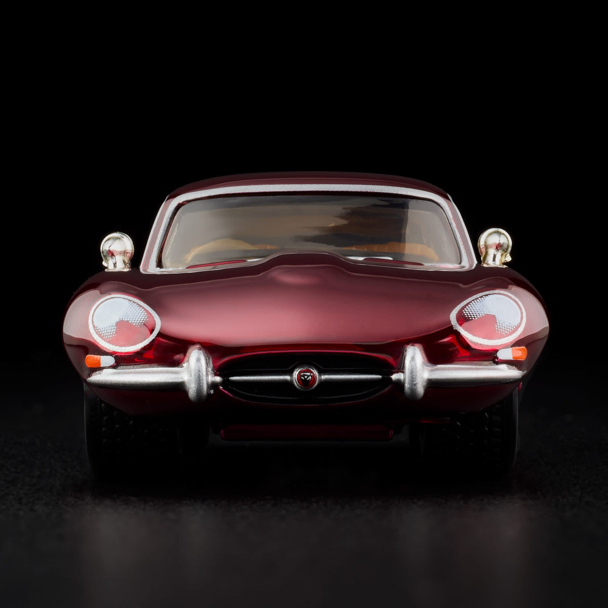 Hot Wheels RLC Exclusive 1964 Jaguar E-Type - Kinder Logs