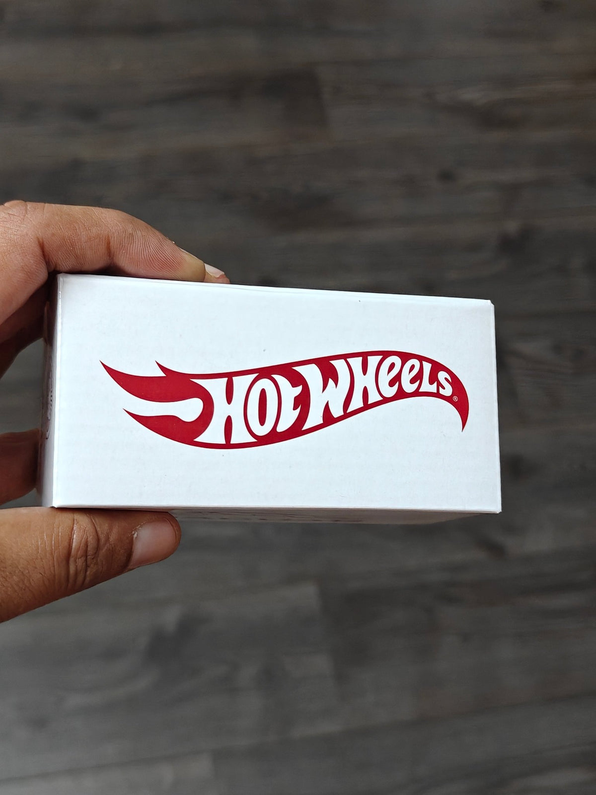Hot Wheels RLC Exclusive 1964 Jaguar E-Type - Kinder Logs