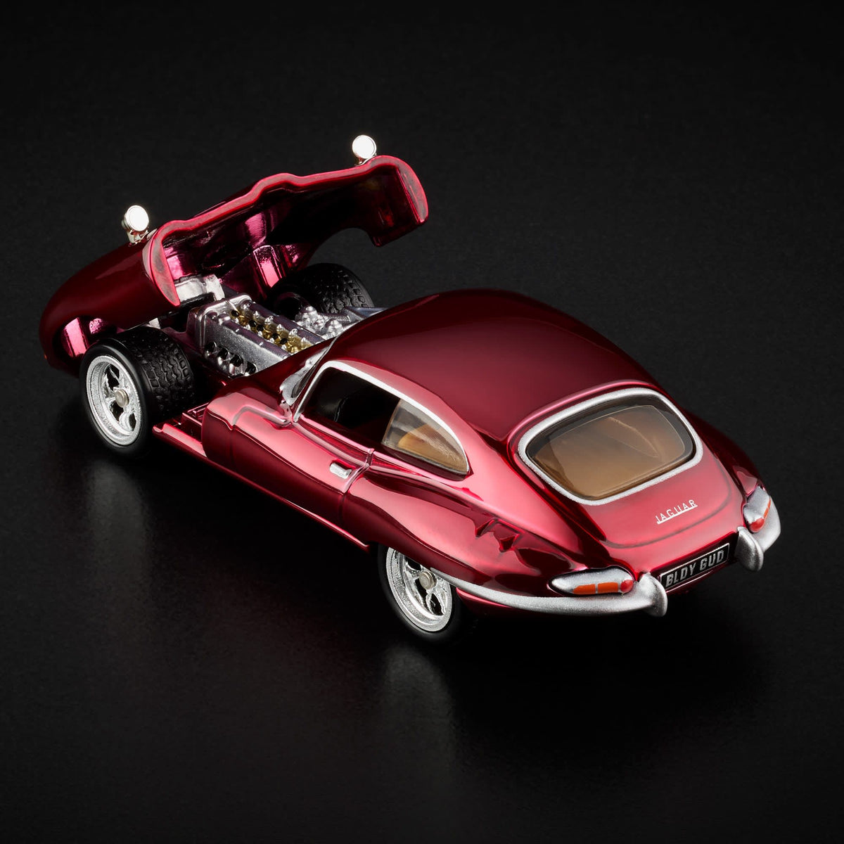 Hot Wheels RLC Exclusive 1964 Jaguar E-Type - Kinder Logs