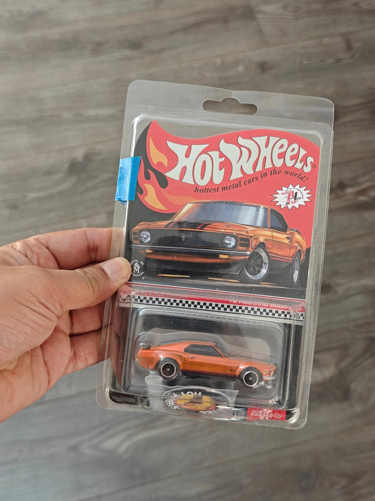 Hot Wheels RLC Exclusive 1970 Ford Mustang Boss 302 (2021 Club Car) - Kinder Logs
