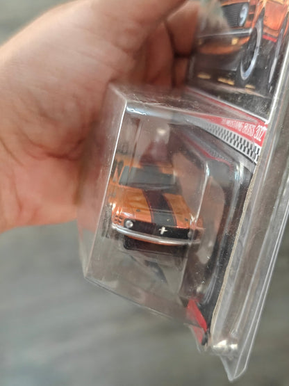 Hot Wheels RLC Exclusive 1970 Ford Mustang Boss 302 (2021 Club Car) - Kinder Logs