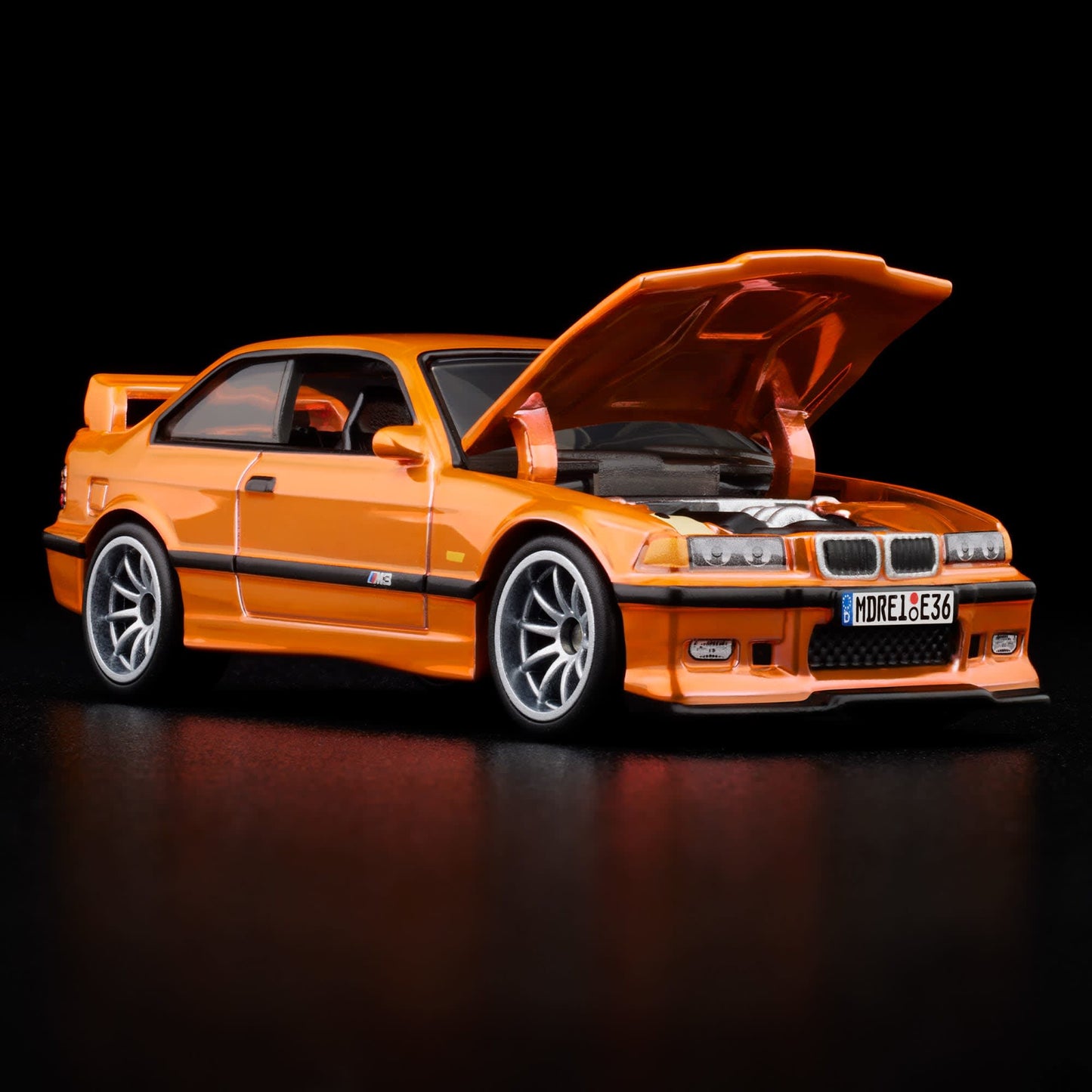Hot Wheels RLC Exclusive 1995 BMW M3 LTW - Kinder Logs