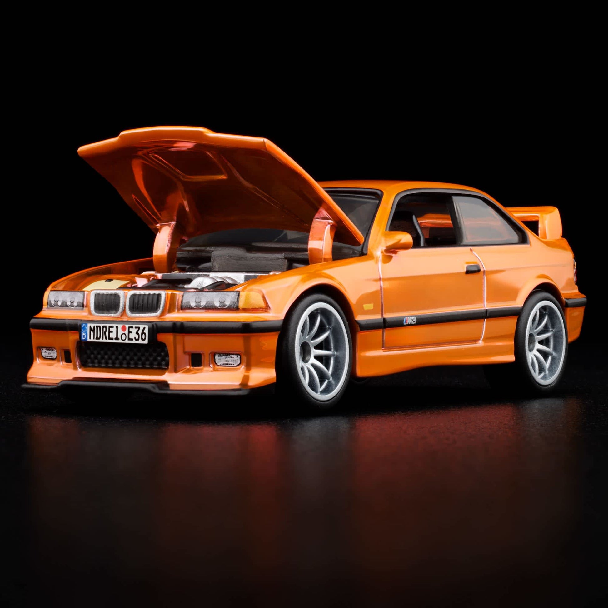 Hot Wheels RLC Exclusive 1995 BMW M3 LTW - Kinder Logs