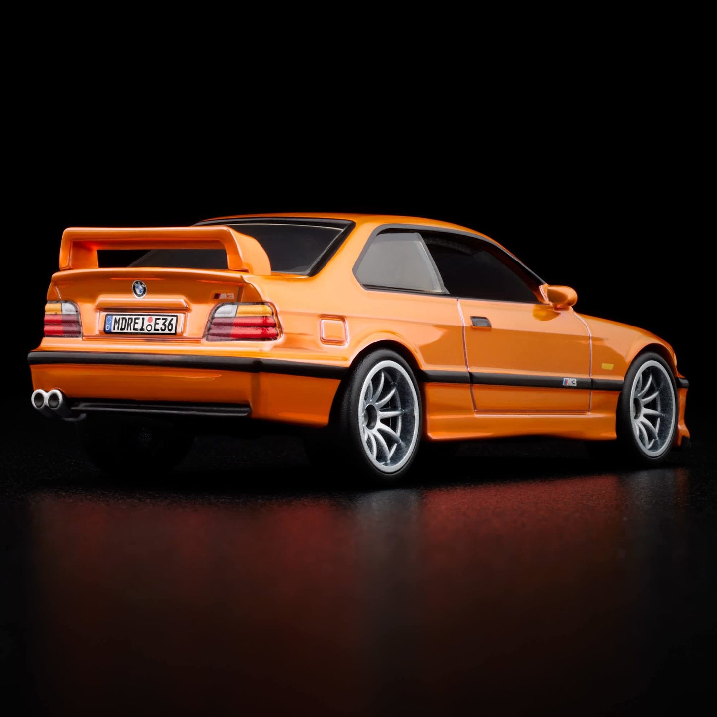 Hot Wheels RLC Exclusive 1995 BMW M3 LTW - Kinder Logs