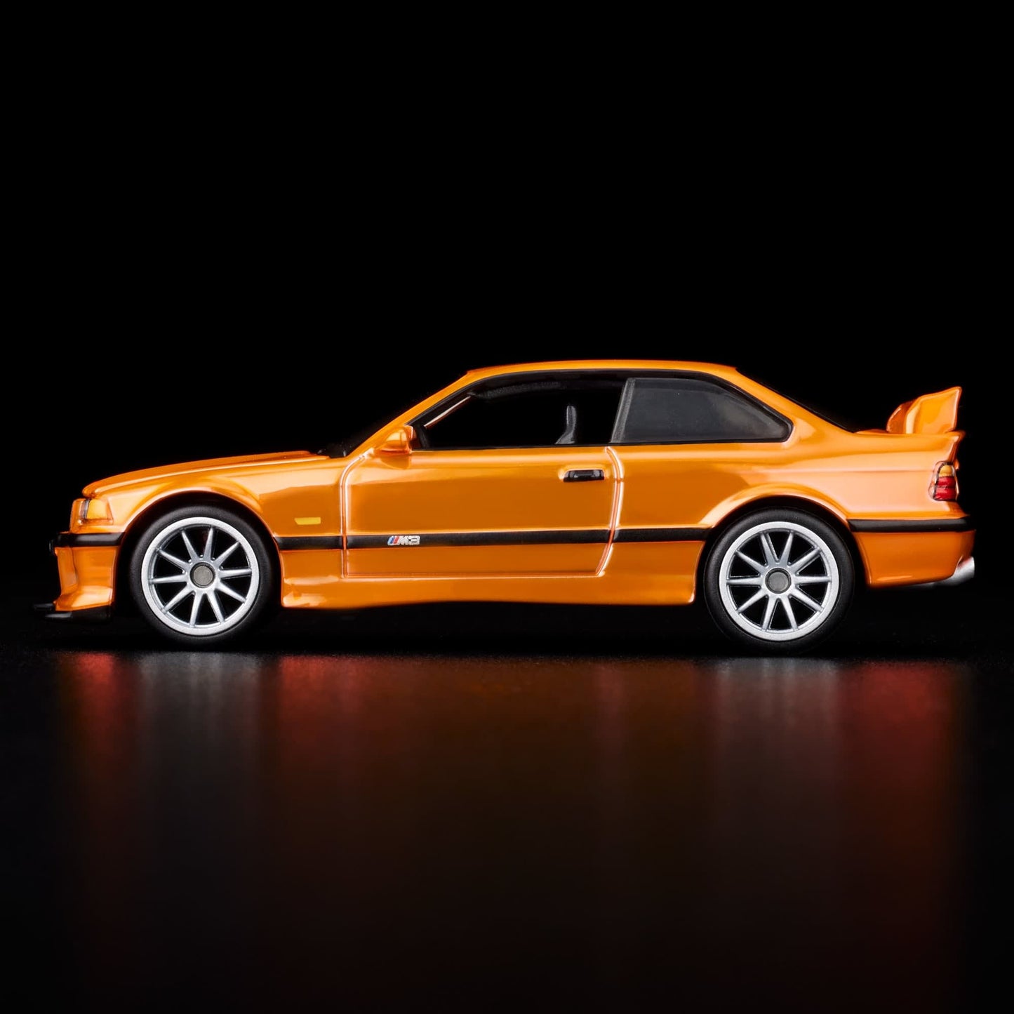 Hot Wheels RLC Exclusive 1995 BMW M3 LTW - Kinder Logs
