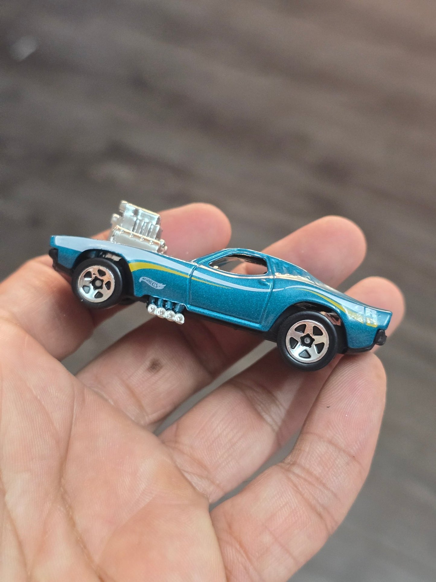 Hot Wheels Rodger Dodger - Teal (Uncarded - New) - Kinder Logs