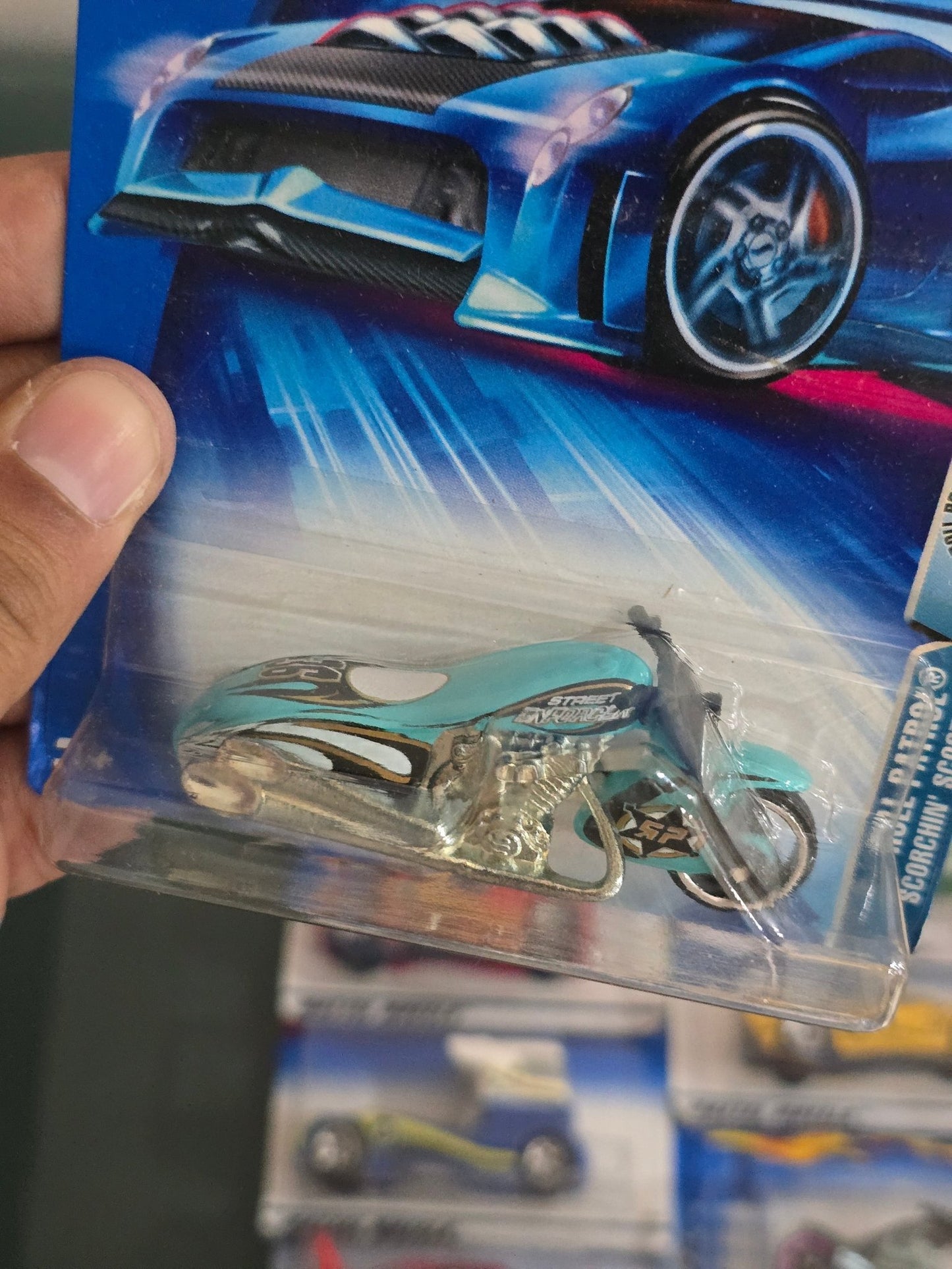 Hot Wheels Roll Patrol Scorchin' Scooter - Collector No. 194 - Kinder Logs