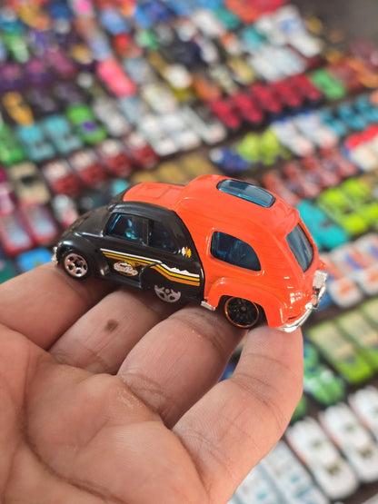 Hot Wheels RV There Yet - Road Trip (Uncarded - New) - Kinder Logs