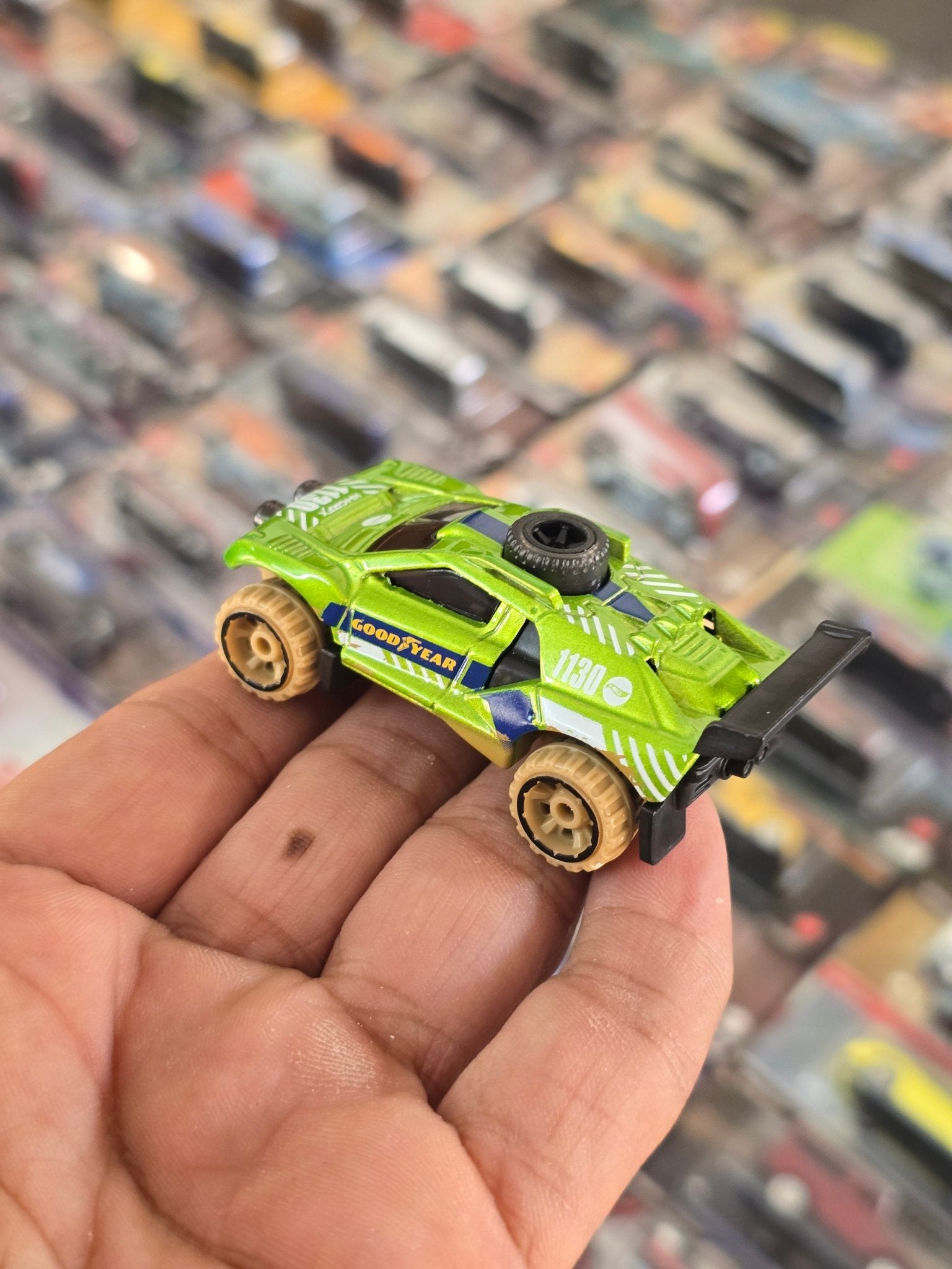 Hot Wheels Sand Burner (Uncarded) - Kinder Logs