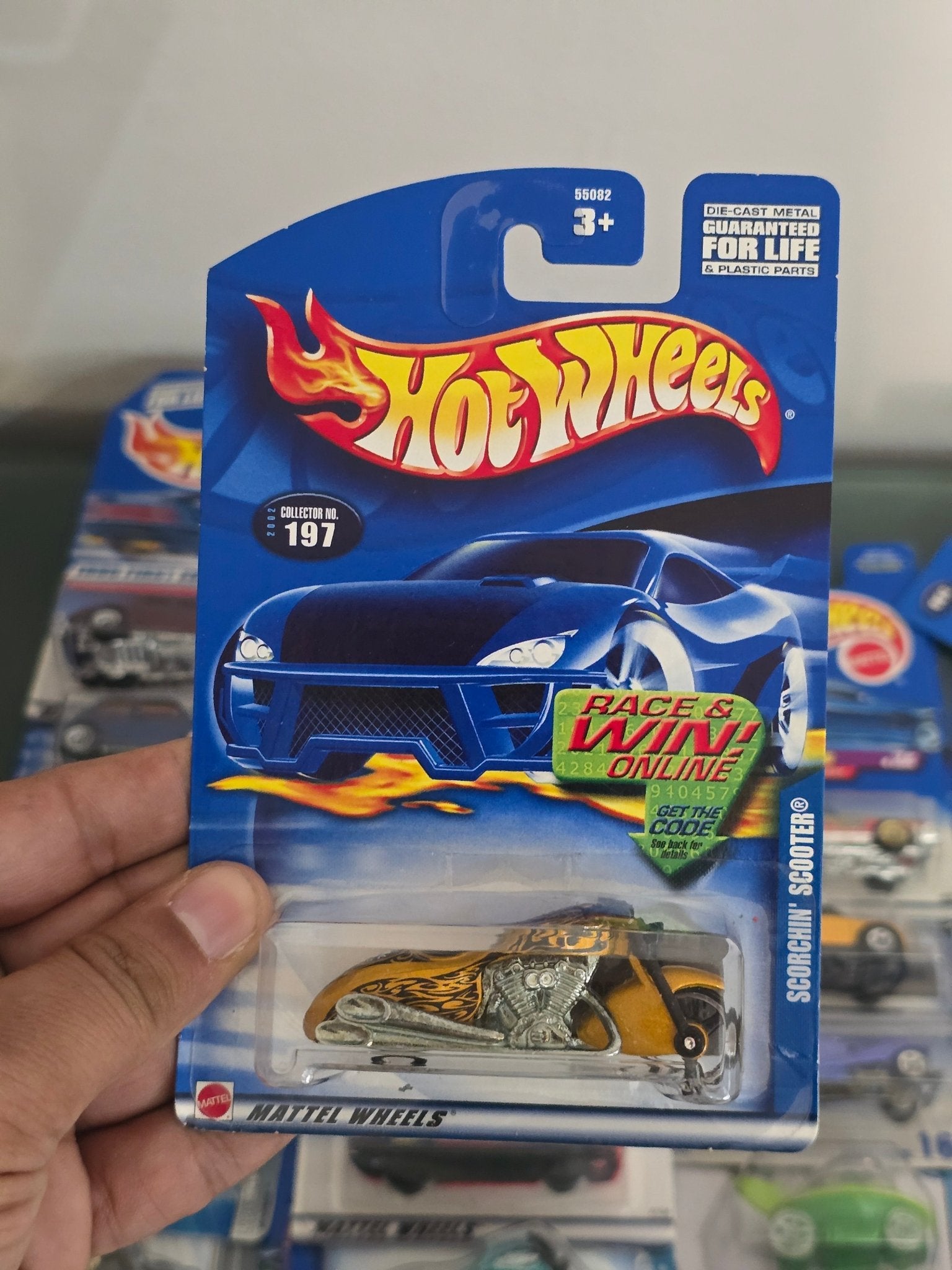 Hot Wheels Scorchin' Scooter - Collector No. 197 - Kinder Logs