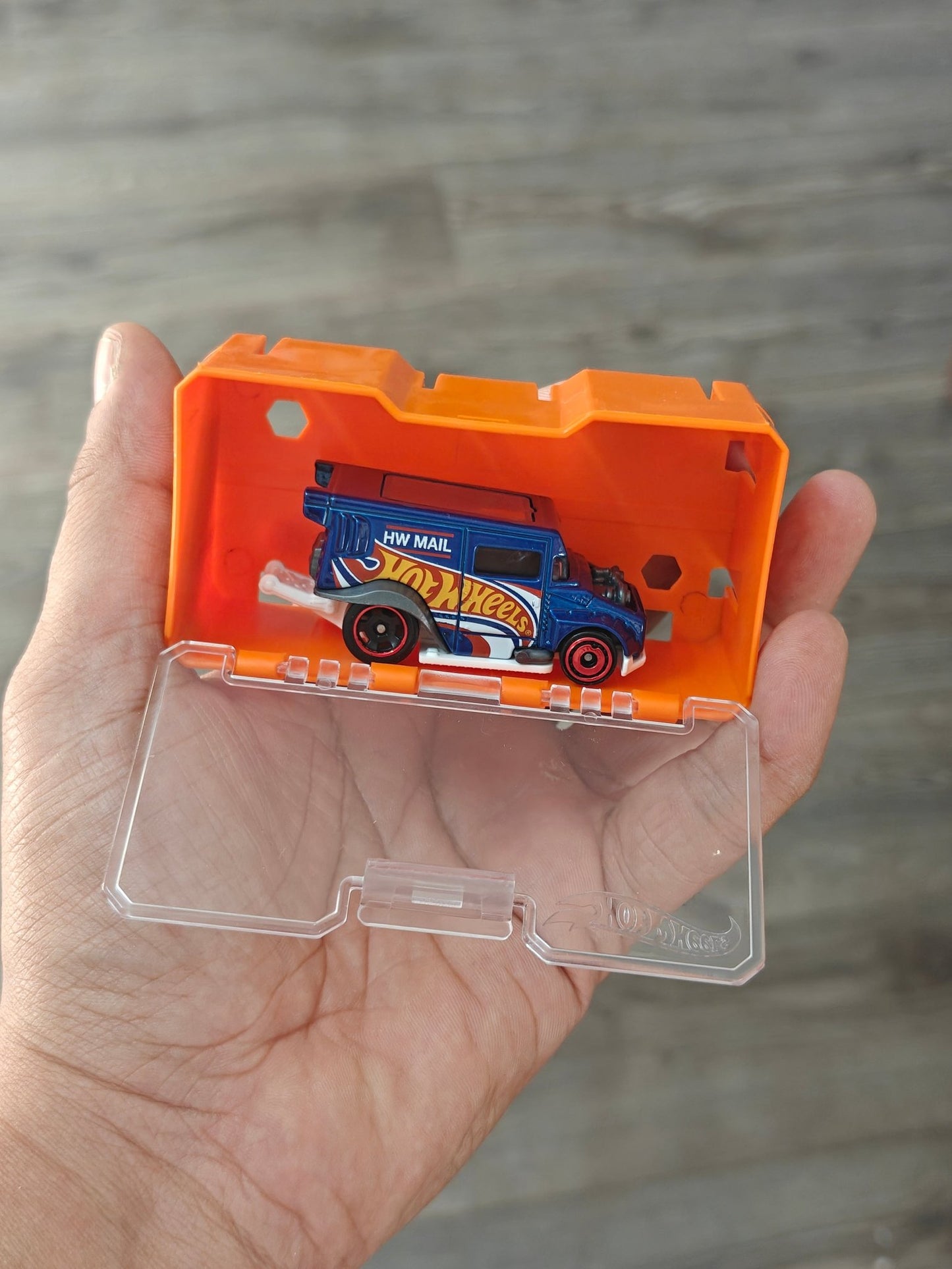 Hot Wheels Single Car Display - Orange (Unboxed - New) - Kinder Logs