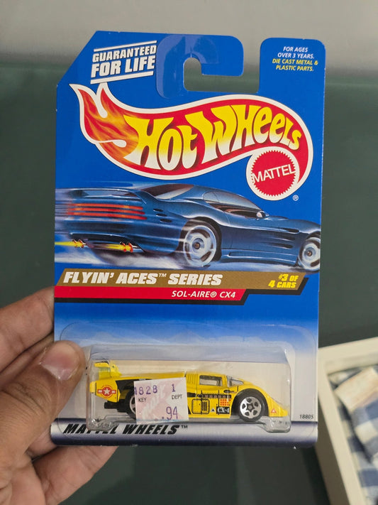Hot Wheels Sol - Aire CX4 - Flyin' Aces Series - Kinder Logs