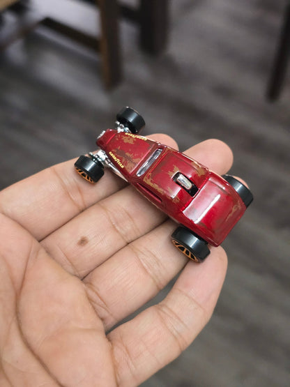 Hot Wheels Sooo Fast - Vintage Club (Uncarded - New) - Kinder Logs