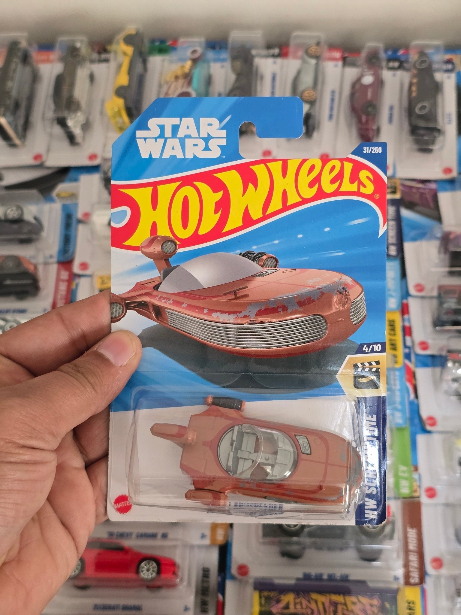 Hot Wheels Star Wars X-34 Landspeeder Buy At Kinder Logs