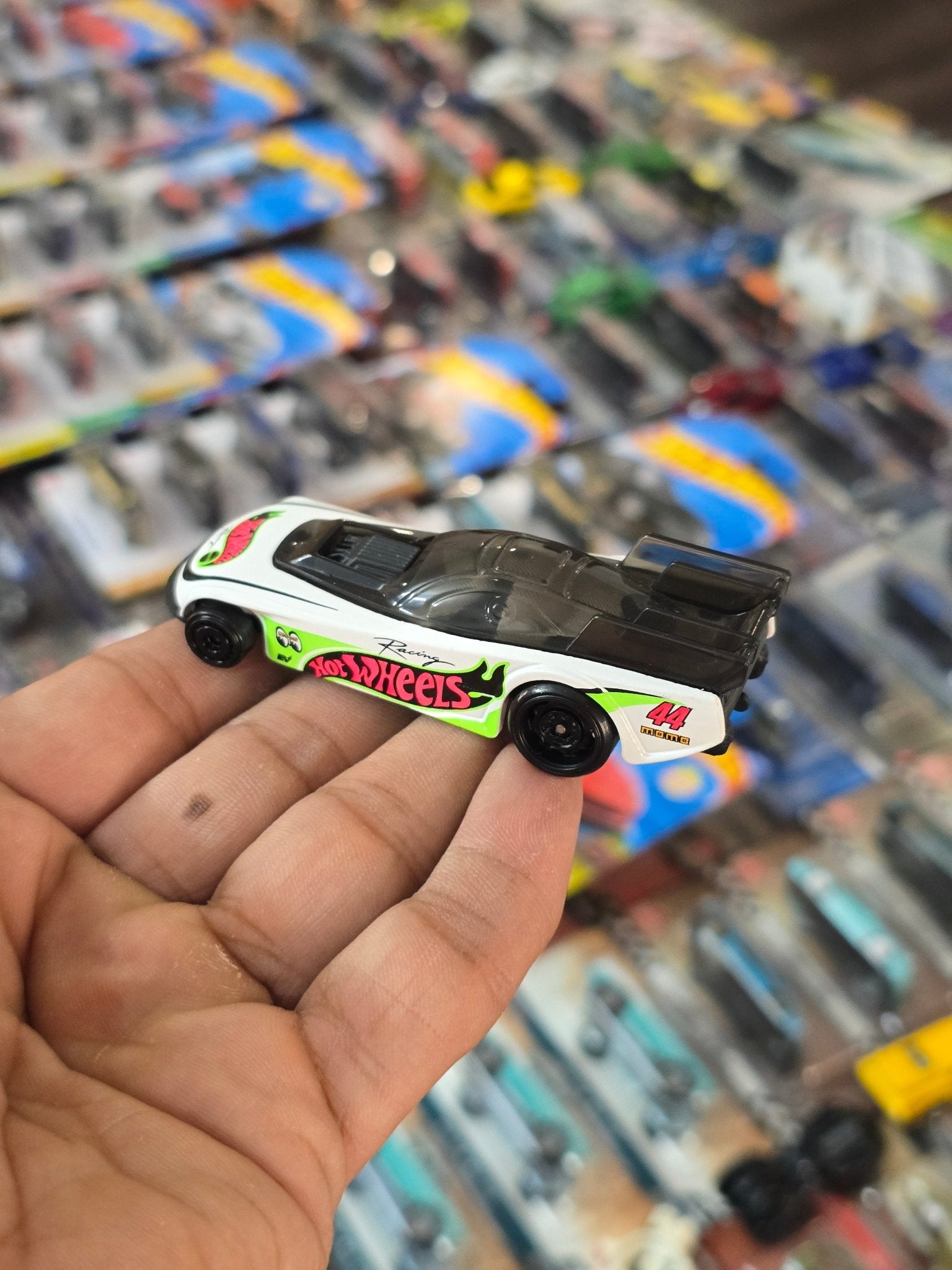 Hot Wheels Supercharged Car (Uncarded) - Kinder Logs