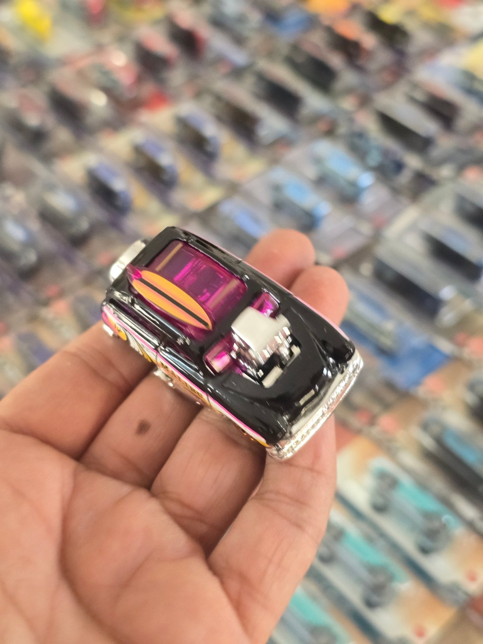 Hot Wheels Surf 'N' Turf Malibu (Uncarded) - Kinder Logs