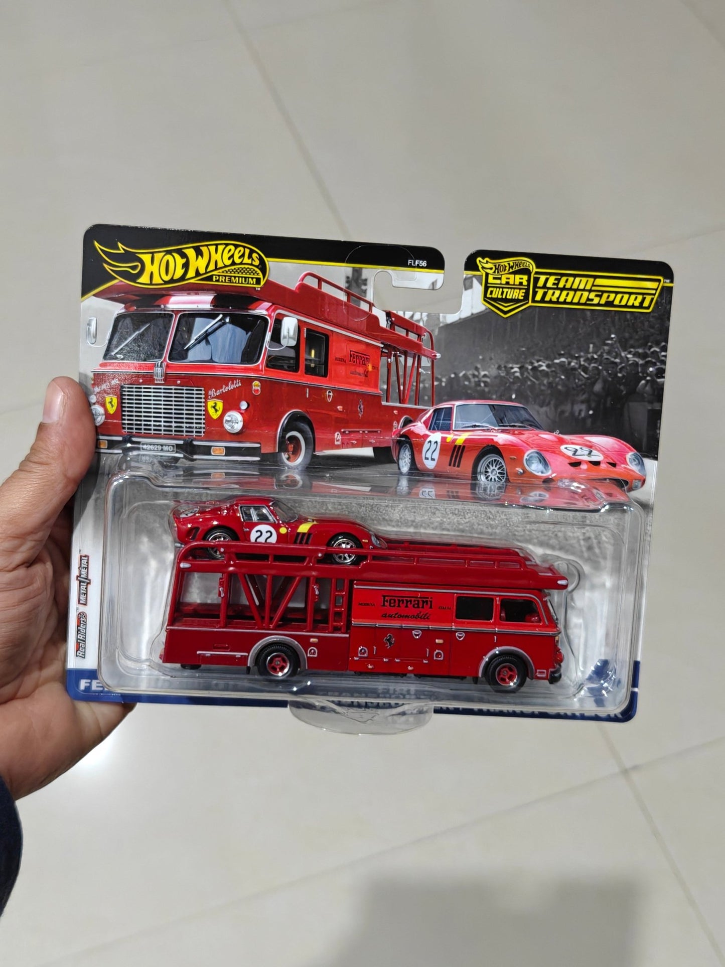 Hot Wheels Team Transport Ferrari 250 GTO & Fiat 642 RN2 Bartoletti - Kinder Logs