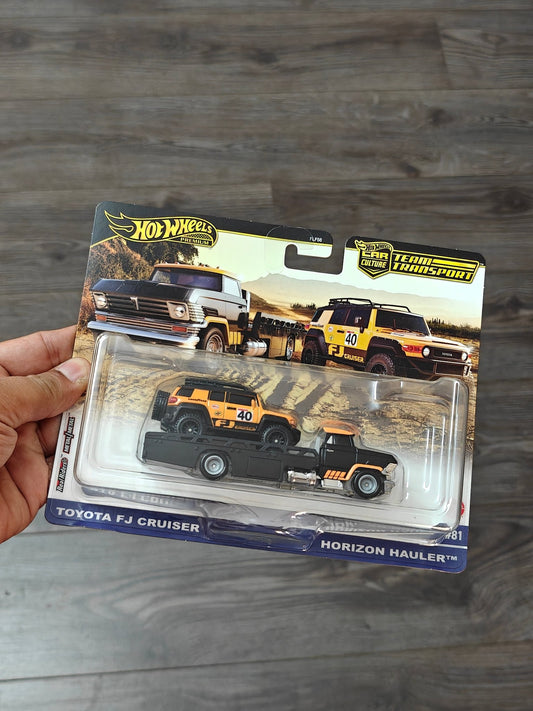 Hot Wheels Team Transport Horizon Hauler and Toyota FJ Cruiser (Imported) - Kinder Logs