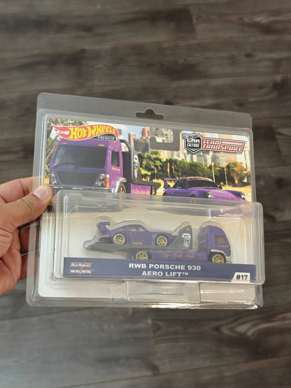 Hot Wheels Team Transport RWB Porsche 930 Aero Lift 17 (2020 Indian Card) - Kinder Logs
