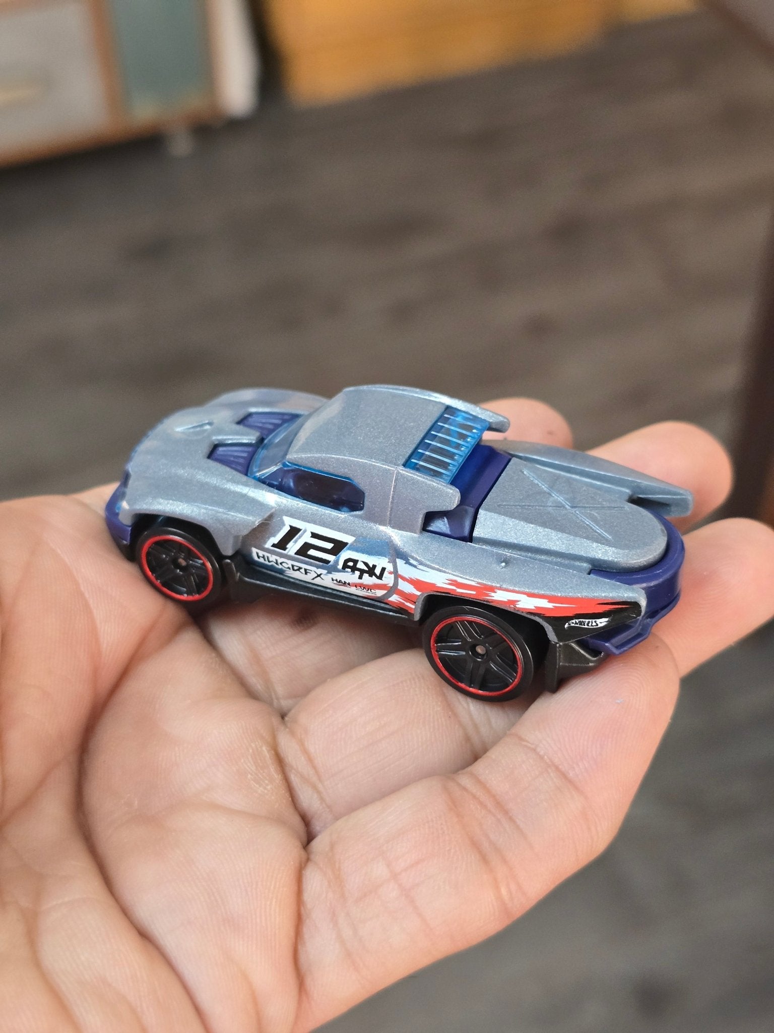 Hot Wheels Terra Tracktyl - Grey (Uncarded - New) - Kinder Logs