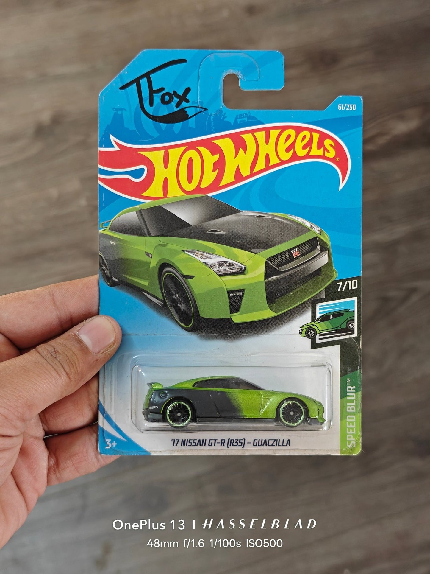 Hot Wheels TFox 2017 Nissan GT - R (R35) Guaczilla (2019 Card) - Kinder Logs