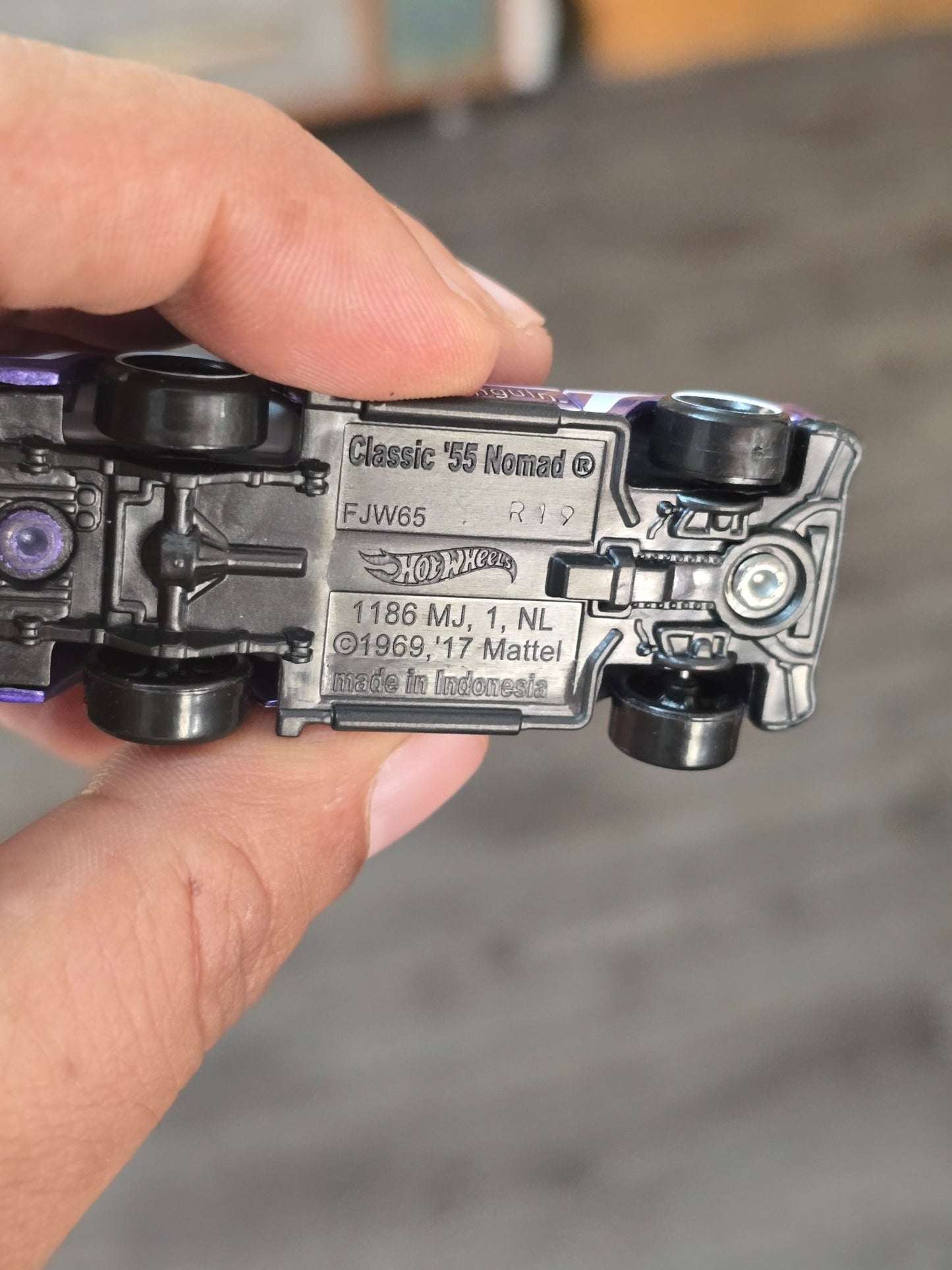 Hot Wheels The Batman 1955 Classic NOMAD 'The Penguin' (Uncarded - New) - Kinder Logs