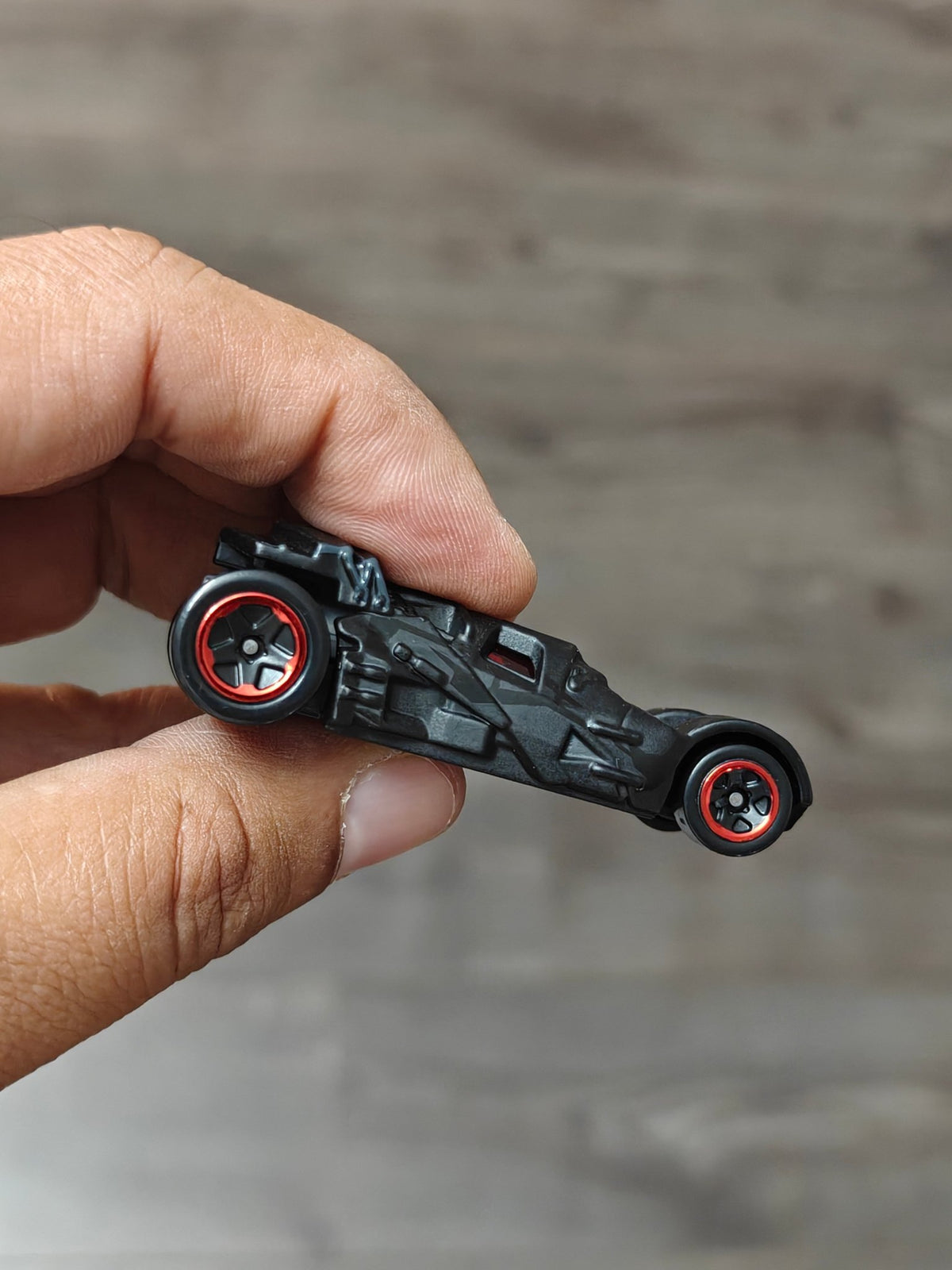 Hot Wheels 'The Dark Knight' Batmobile - Black (Uncarded - New) - Kinder Logs