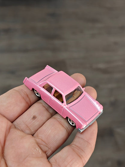 Hot Wheels 'The Simpsons Family Car' - Pink (Uncarded - New) - Kinder Logs
