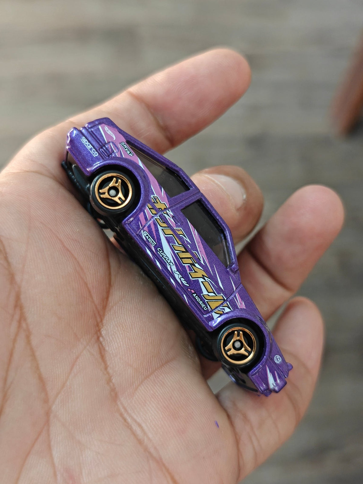 Hot Wheels Toyota AE86 Sprinter Trueno - Purple (Uncarded - New) - Kinder Logs