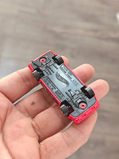 Hot Wheels Toyota AE86 Sprinter Trueno - Red (Uncarded - New) - Kinder Logs