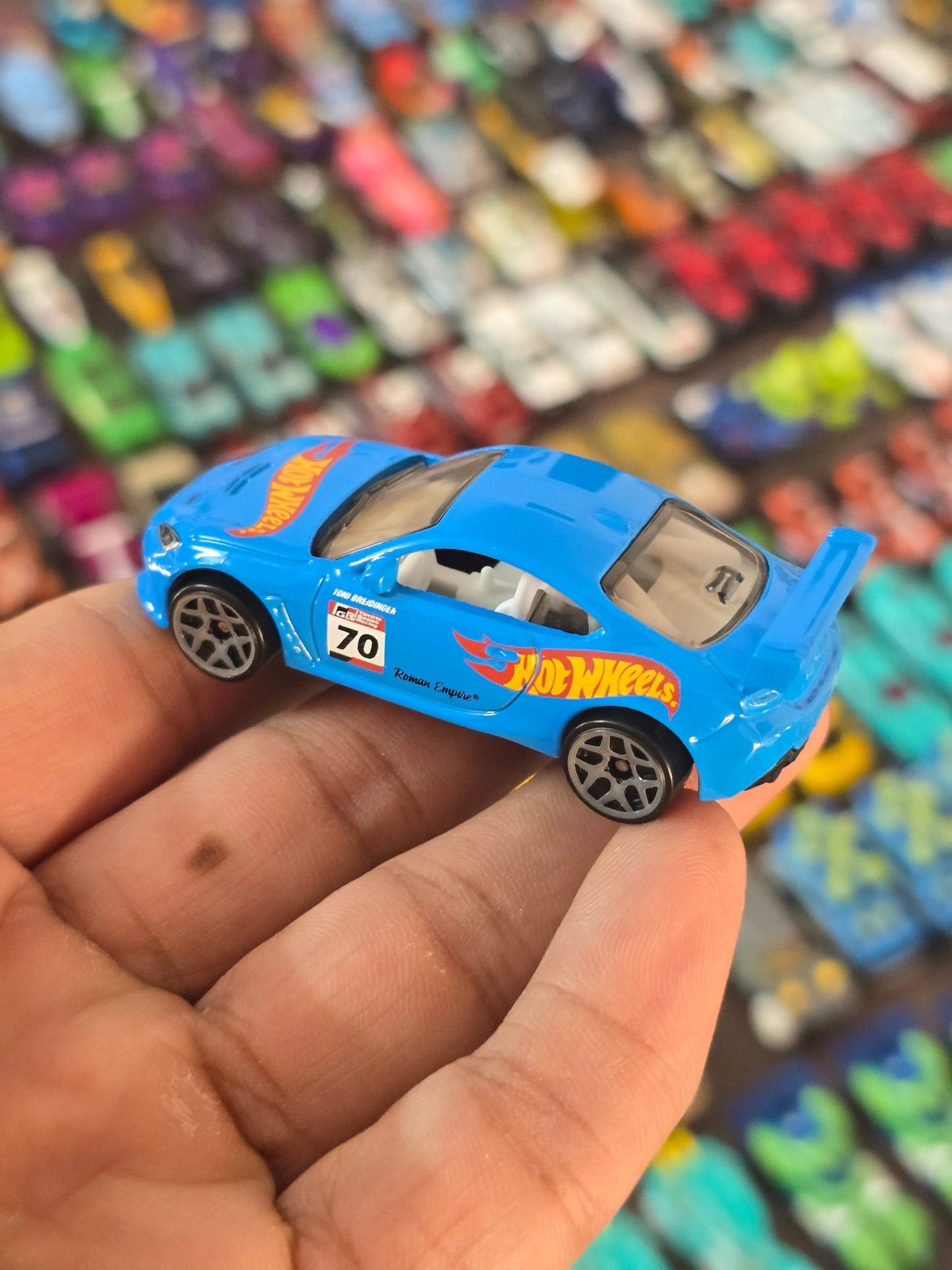 Hot Wheels Toyota GR86 Cup - Blue (Uncarded - New) - Kinder Logs