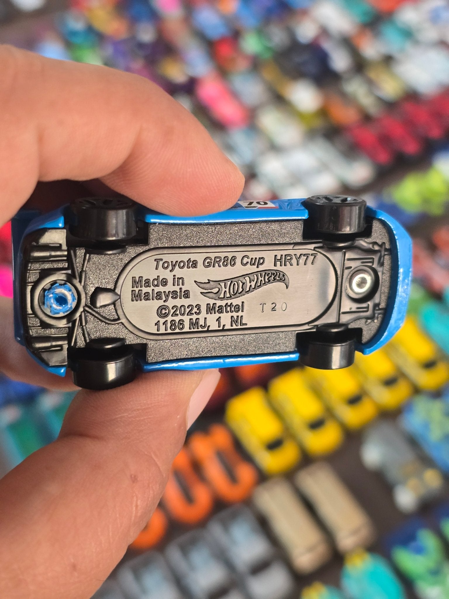 Hot Wheels Toyota GR86 Cup - Blue (Uncarded - New) - Kinder Logs