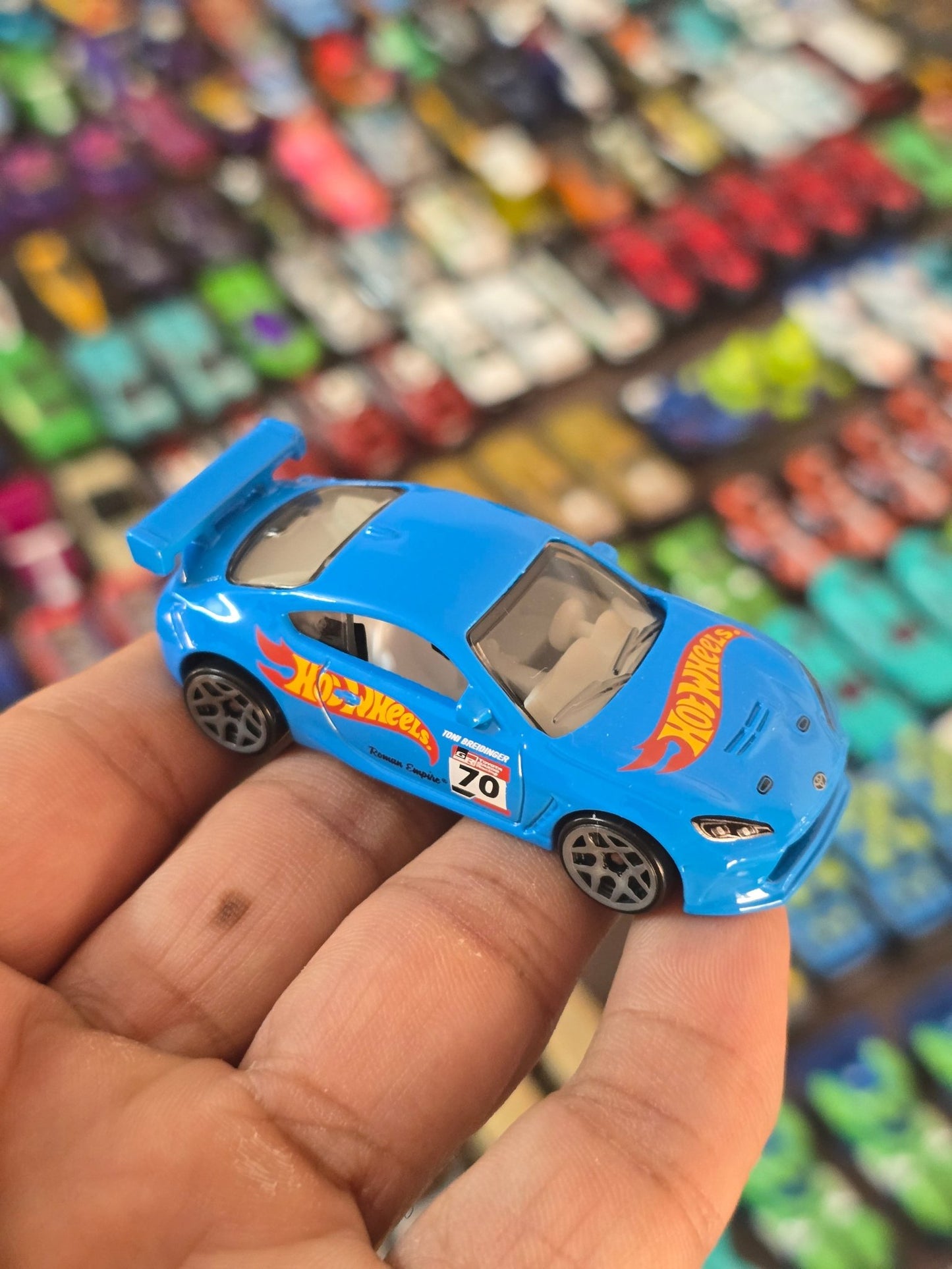 Hot Wheels Toyota GR86 Cup - Blue (Uncarded - New) - Kinder Logs
