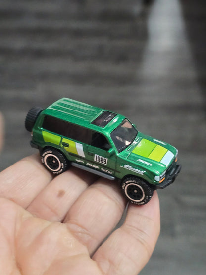 Hot Wheels Toyota Land Cruiser 80 - Silver Series (Uncarded - New) - Kinder Logs