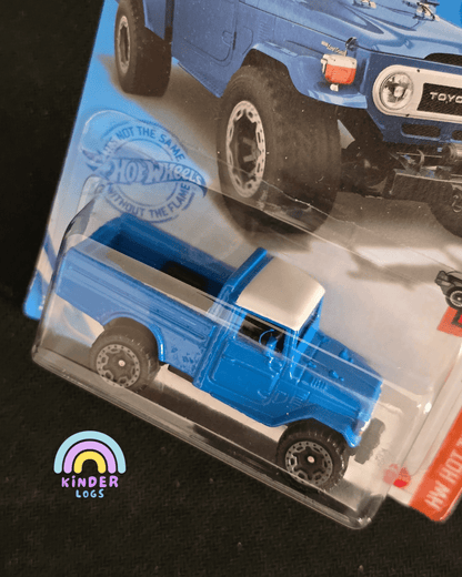 Hot Wheels Toyota Land Cruiser - Blue (Imported) - Kinder Logs