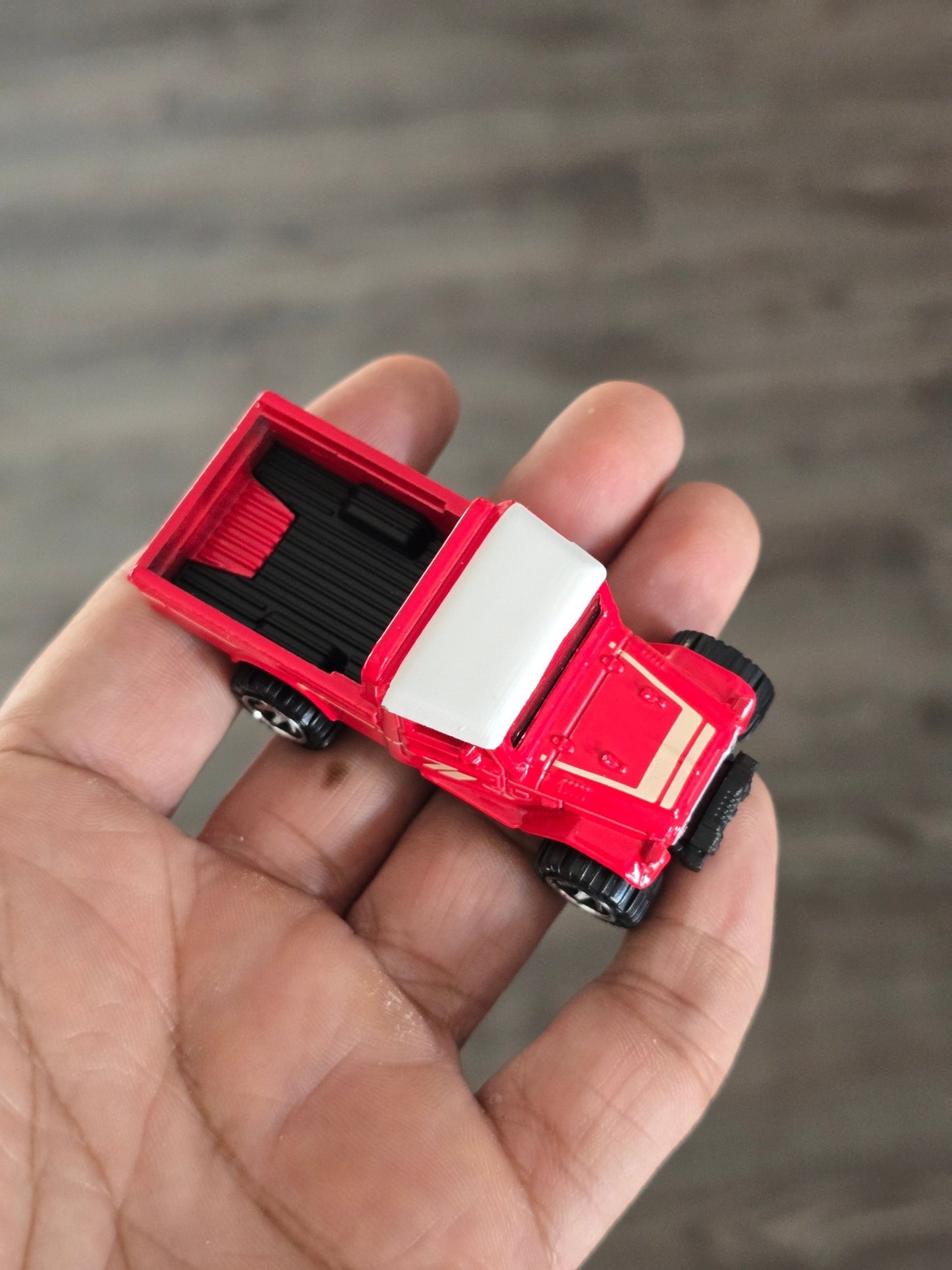 Hot Wheels Toyota Land Cruiser Pickup - Silver Series (Uncarded - New) - Kinder Logs