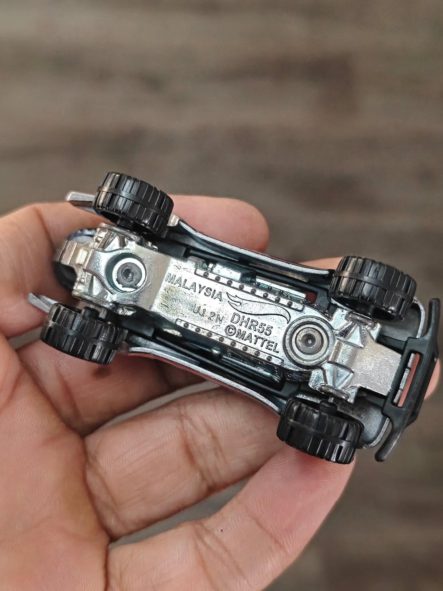 Hot Wheels Toyota Off - Road Truck - Silver Series (Uncarded - New) - Kinder Logs