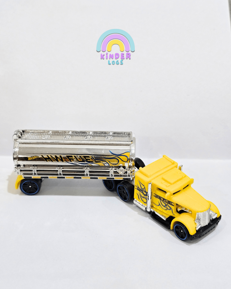 Hot Wheels Track Fleet Fuel & Fire Truck (Uncarded) - Kinder Logs