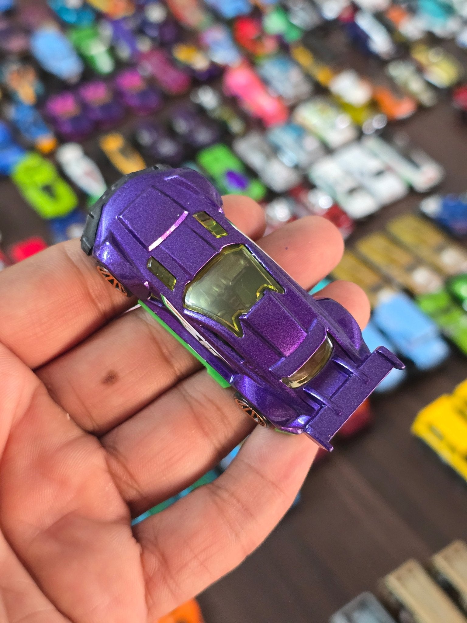 Hot Wheels Track Ripper - Purple (Uncarded - New) - Kinder Logs