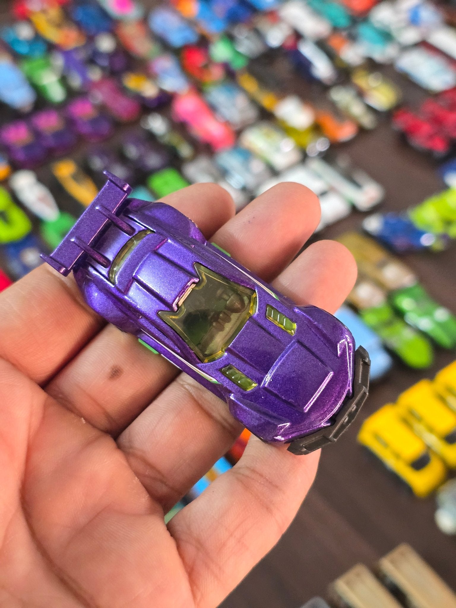 Hot Wheels Track Ripper - Purple (Uncarded - New) - Kinder Logs