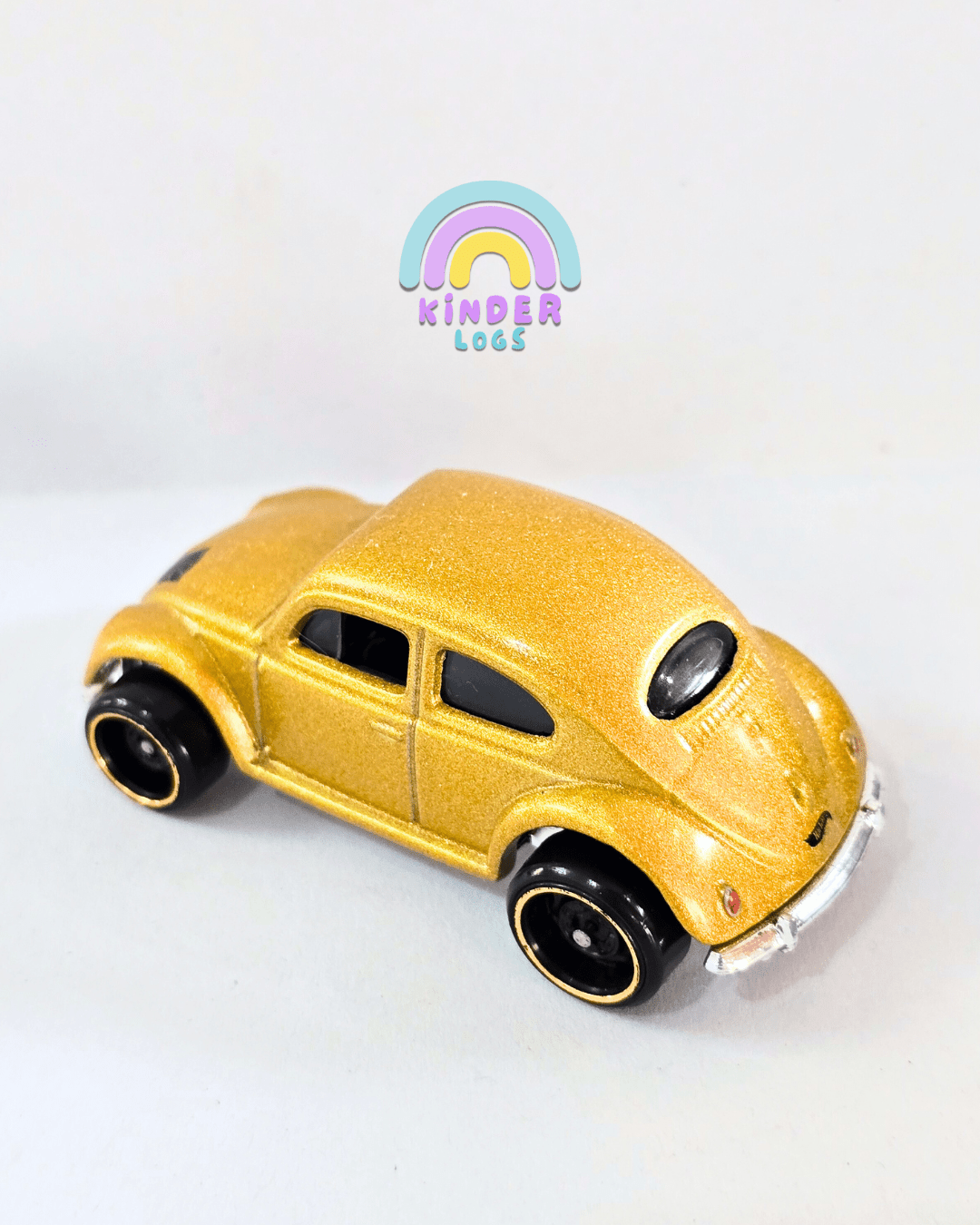 Hot Wheels Transformers Bumblebee (Used Car) - Kinder Logs