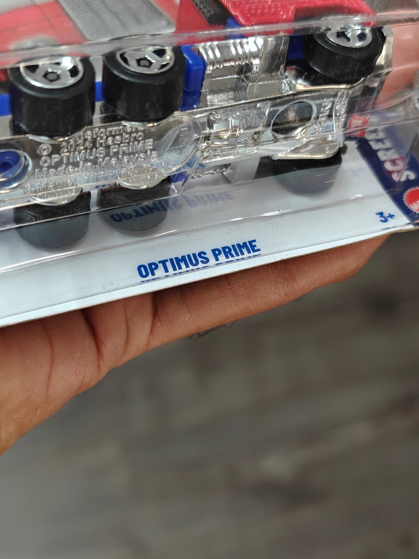 Hot Wheels Transformers Optimus Prime Truck (Imported) - Kinder Logs