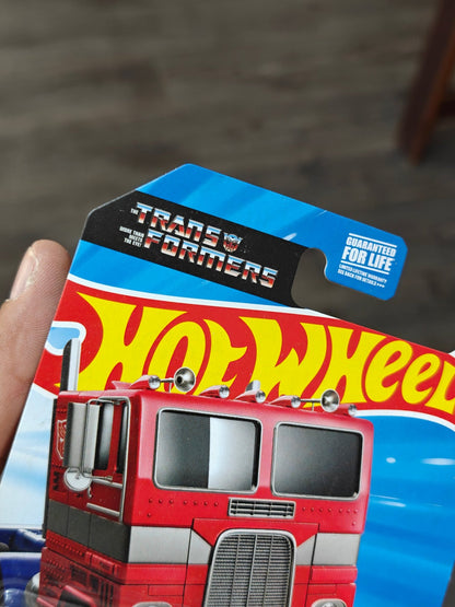 Hot Wheels Transformers Optimus Prime Truck (Imported) - Kinder Logs