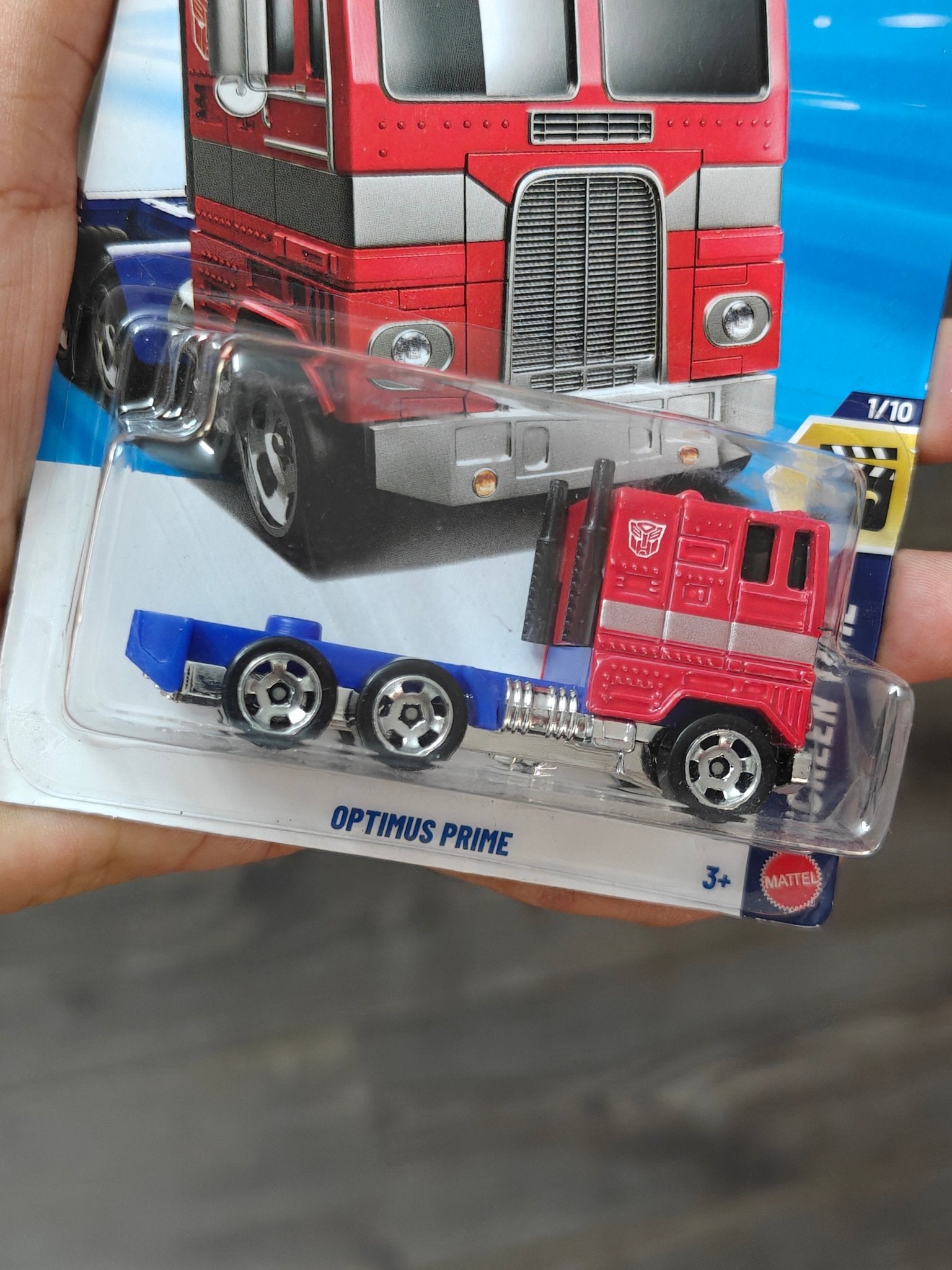 Hot Wheels Transformers Optimus Prime Truck (Imported) - Kinder Logs