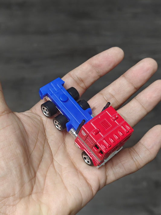 Hot Wheels Transformers Optimus Prime Truck - Red (Uncarded - New) - Kinder Logs