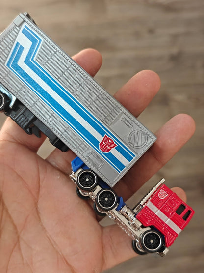 Hot Wheels Transformers Optimus Prime Truck (Uncarded - New) - Kinder Logs