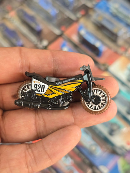 Hot Wheels Tred Shredder (Uncarded) - Kinder Logs